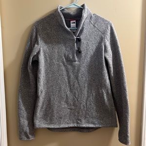 North Face sweater pullover